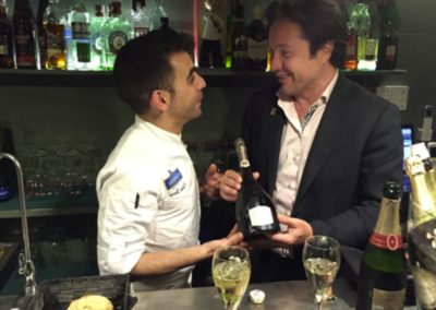 El representante español de Bocuse d'Or, Carlos Durán, en el Charlie Champagne de Madrid