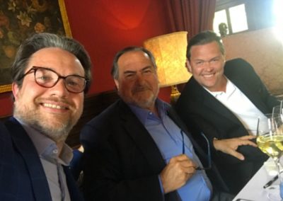 Degustación a ciegas en Saint Cernin en Bergerac, Burdeaux, con el célebre bodeguero Michel Rolland y el mejor sommelier del mundo Andreas Larson